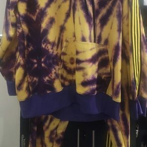 NWT, Men's size 5XL, 2 piece Track Suit